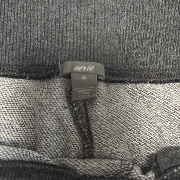 Aeri Camo Distressed Joggers - Picture 3 of 5